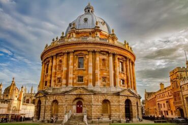 Does Oxford have a Christmas market