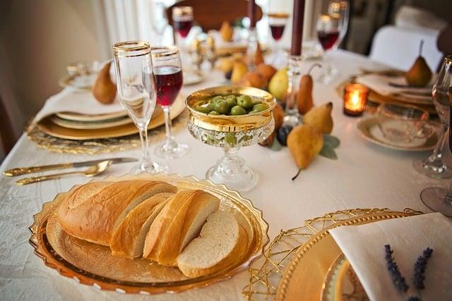 Should you decorate for Thanksgiving