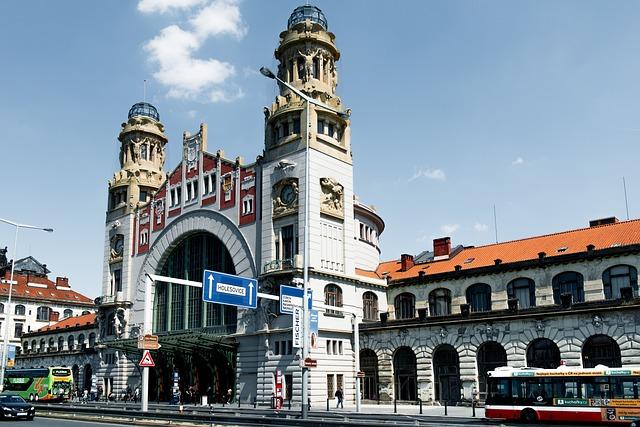 How long are Prague Christmas markets open